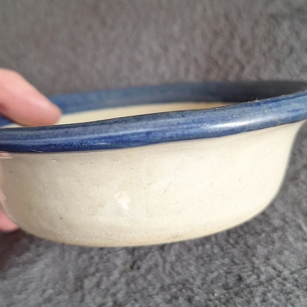 1995 Brinker Pots Pottery Bowl 5.5 in Blue and White w Heart Excellent Condition
